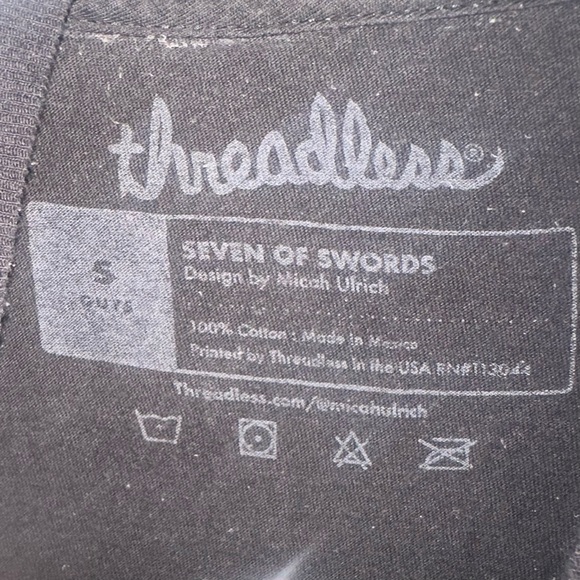 Threadless Seven Of Swords T-Shirt Small Unisex Micah Ulrich Gothic Skeleton - Picture 4 of 5